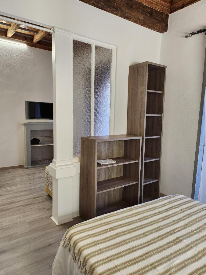 Mansarde & Suite Maison 1706 Lago Orta Borgomanero Buitenkant foto