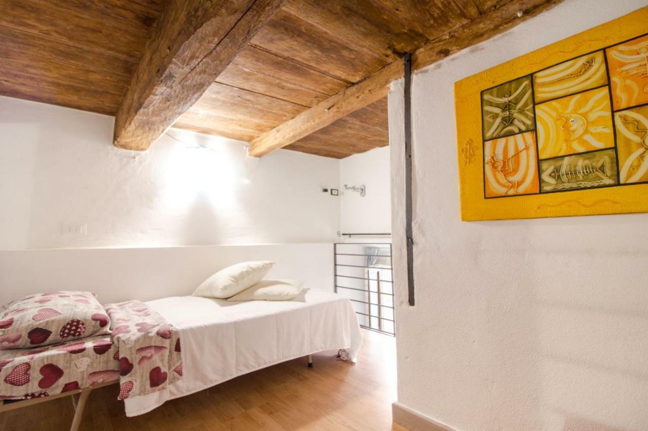 Mansarde & Suite Maison 1706 Lago Orta Borgomanero Buitenkant foto