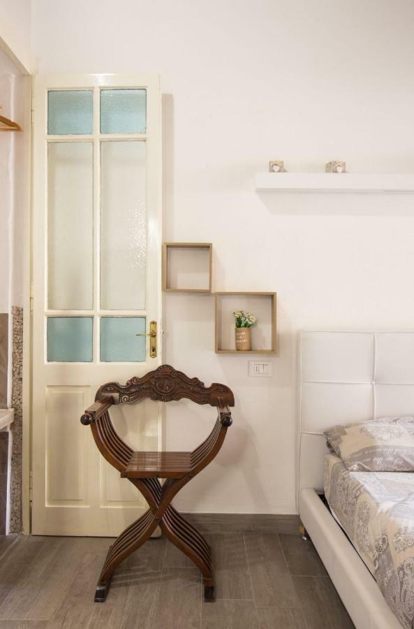 Mansarde & Suite Maison 1706 Lago Orta Borgomanero Buitenkant foto