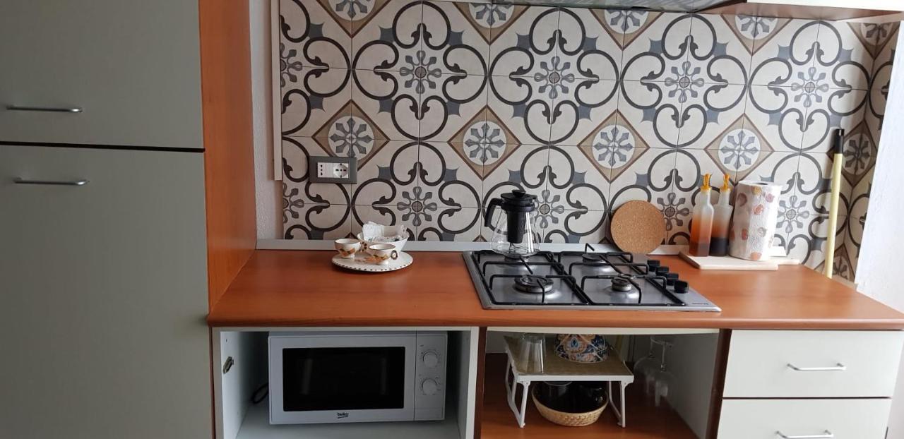 Mansarde & Suite Maison 1706 Lago Orta Borgomanero Buitenkant foto